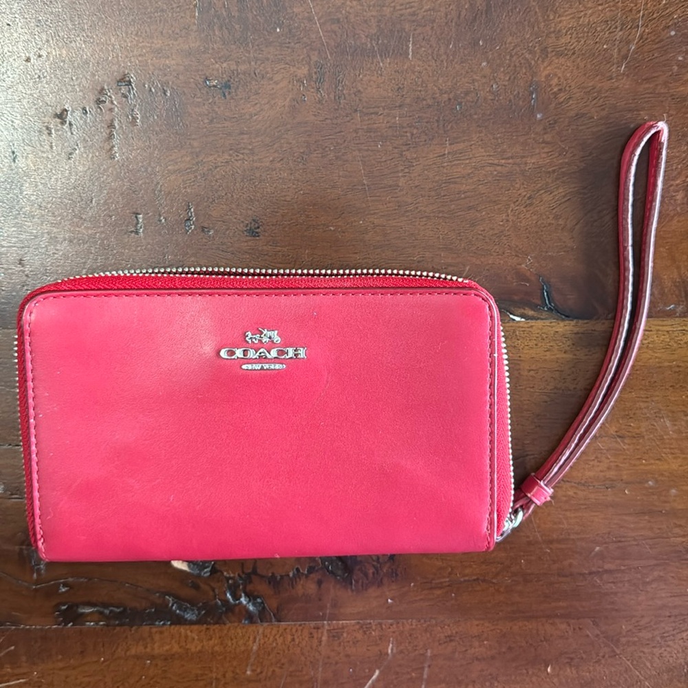 COACH New York RED SMOOTH LEATHER Zip Around small WALLET WRISTLET